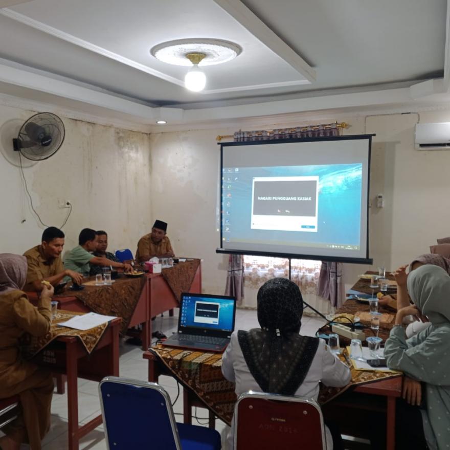 Rapat Koordinasi Wali Nagari Pungguang Kasiak Bahas Percepatan Program dan Pengenalan Kader Digital